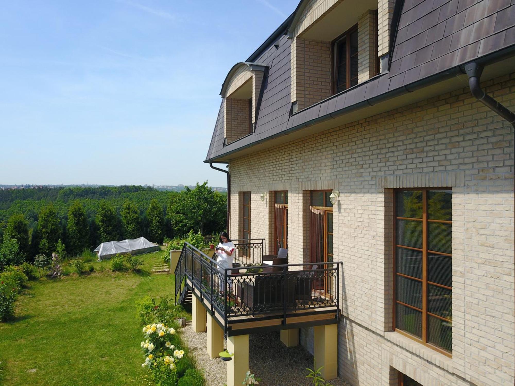 Villa Homestay Nad Helmrovkou Prága Kültér fotó
